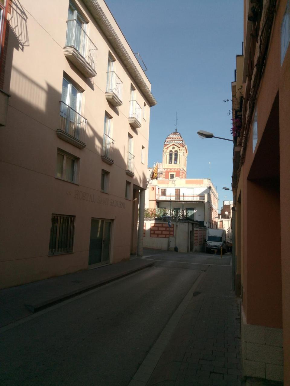 Hostal Sant Sadurni Sant Sadurní dʼAnoia المظهر الخارجي الصورة